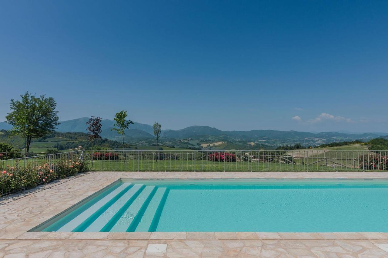 Fermignano Casa Emanuelaヴィラ エクステリア 写真