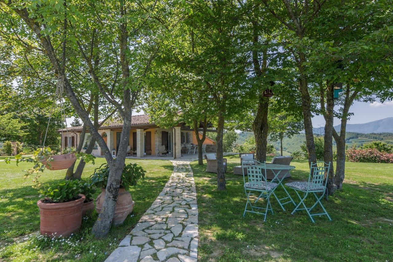 Fermignano Casa Emanuelaヴィラ エクステリア 写真